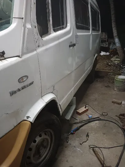 HSR AUTO BODY CARE