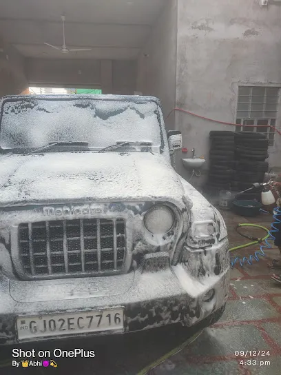 JANTA GARAGE