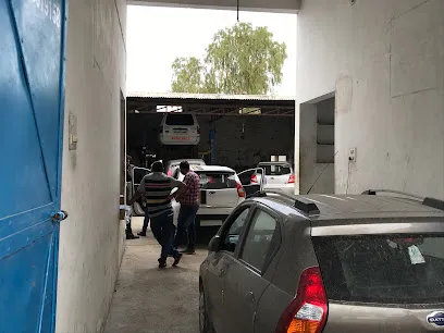 Minaxi Auto Works
