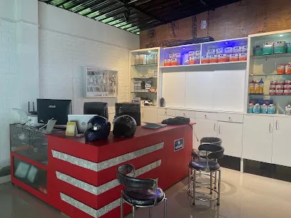 Roberlo Colour Centre / City Auto Care