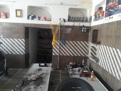 Shree Radhy Auto Centre