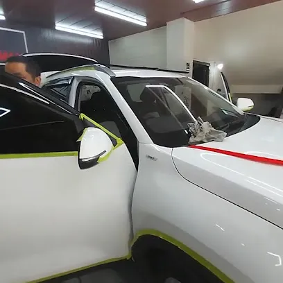 Vala Motor cheina (window tint & wrapping)