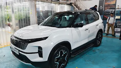 CarShiners Garware Application Studio | Best Ceramic Coating & PPF in Thane