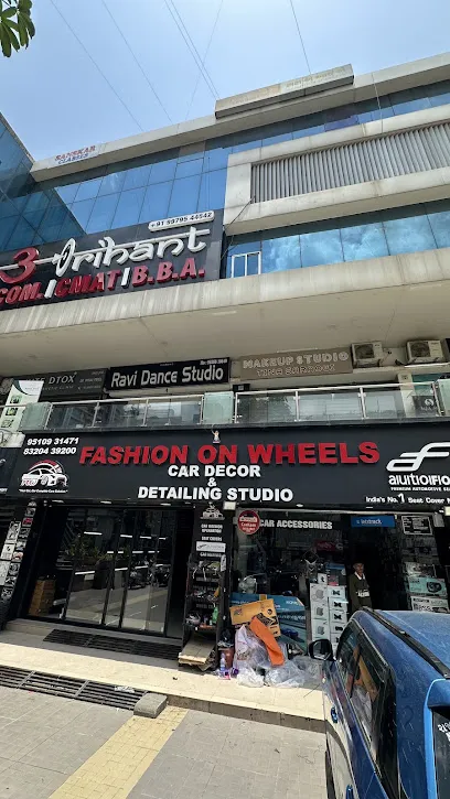 Fashion On Wheels Car Decor