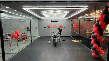 Gogo car detailers - Car Wash - PPF - Ceramic coating Studio - Paint Correction - Car Restoration.