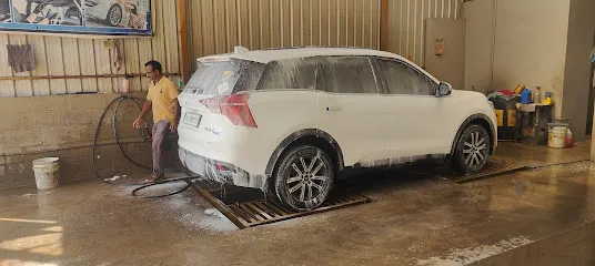 LAKESIDE CAR WASH