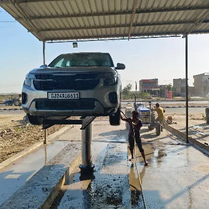 MAHI CAR WASH