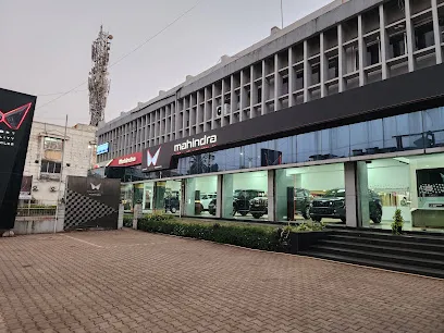Mahindra Naik Motors - SUV & Commercial Vehicle Showroom