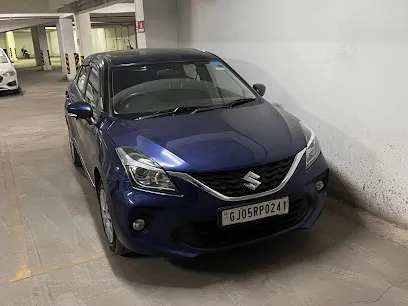 MANNAT Car, Bike wash and car detailing.