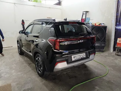 MEET CAR DETAILING & WASHING CENTRE