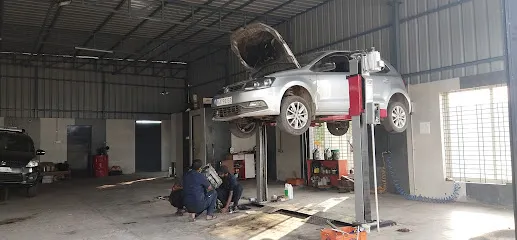 OM GURU CAR CARE CENTRE