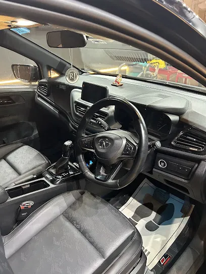 R J DETAILING COMPANY