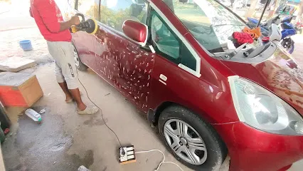 Ravi Motor's Car Care Detailing Studio