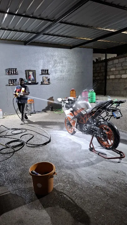 Ritchy Doorstep Car & Bike Wash