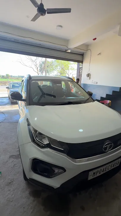 sawariya car washing as DETAILING