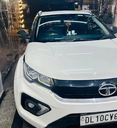 BUBBLE CAR WASH AND DETAILING STUDIO