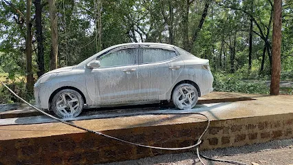 Clean-N-Shine Auto Washing Studio