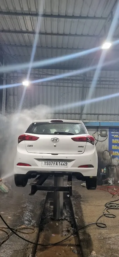 Clean 'n' shine car washing center