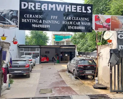 DreamWheels Gomti Nagar, Lucknow | Car Detailing | Paint Protection Film | Ceramic & Graphene Coating