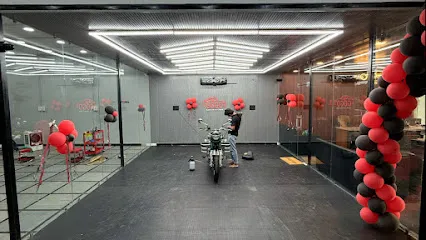 Gogo car detailers - Car Wash - PPF - Ceramic coating Studio - Paint Correction - Car Restoration.
