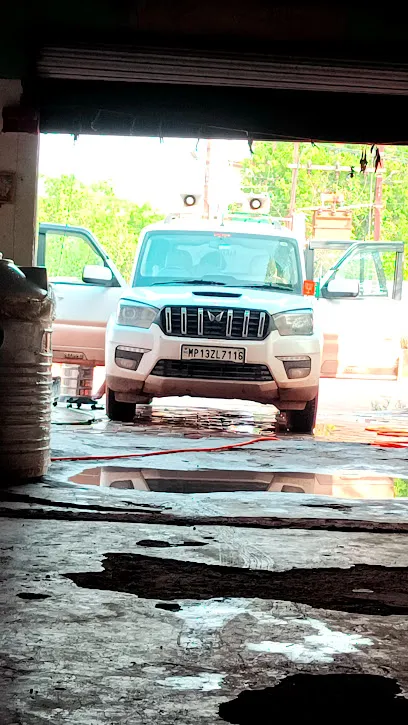Guru kripa car & bike washing centre गुरुकृपा कार & बाइक वॉश ग्वालियर