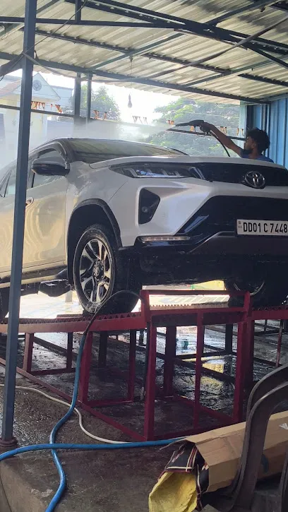 Gurudev Car Washing