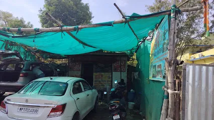 Hari om car washing