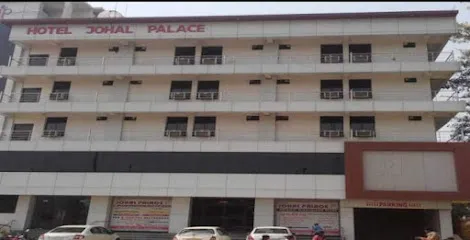 Hotel Johal Palace