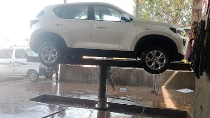 Ibrahim Khan Water Washing