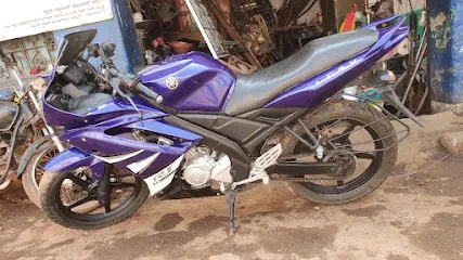 Indian Rubbing Polish & Headlight Polish Interior Cleaning