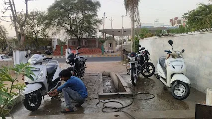 Jahu Motors