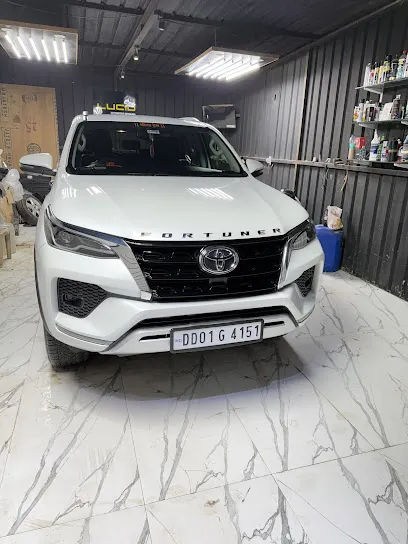 Lucid Automotive Detailing