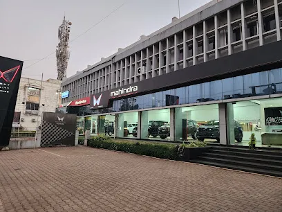 Mahindra Naik Motors - SUV & Commercial Vehicle Showroom
