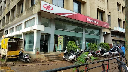 Mahindra Sutaria Automobiles - Commercial Vehicle Showroom