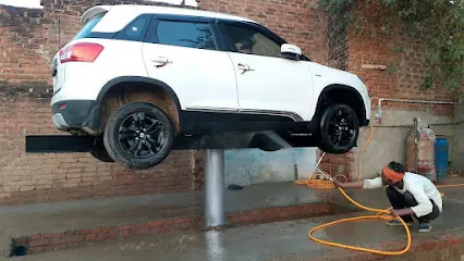 Modern car washing world