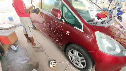 Ravi Motor's Car Care Detailing Studio