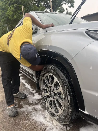 Shinyvagon Pvt. Ltd. - Doorstep Car Wash Service