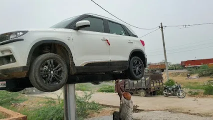 Shri मुरलीधरण कार truck Service farm business