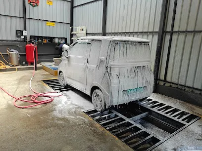 THE BUBBLE BATH CAR WASH AND DETAILING