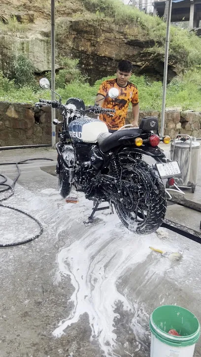 Um Thum Thum Car Wash