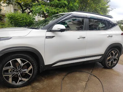 Wash n vac door step car wash at home
