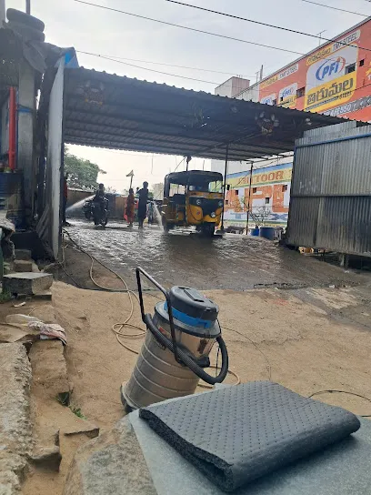 Water wash Service four & Two wheelers