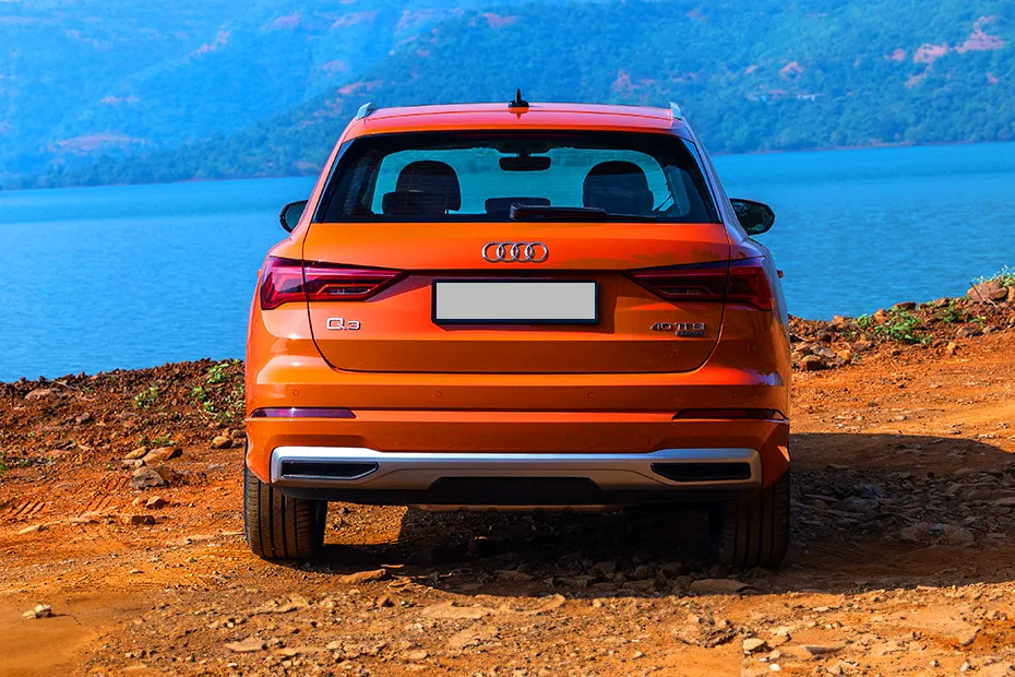 Audi Q3 Rear view