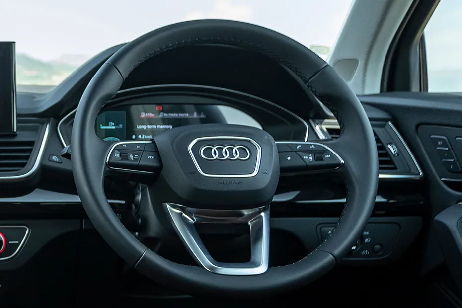 Audi Q5 Interior Image