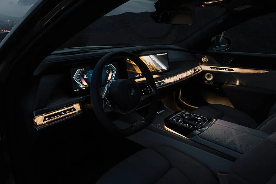 BMW i7 Ambient Lighting (Front)