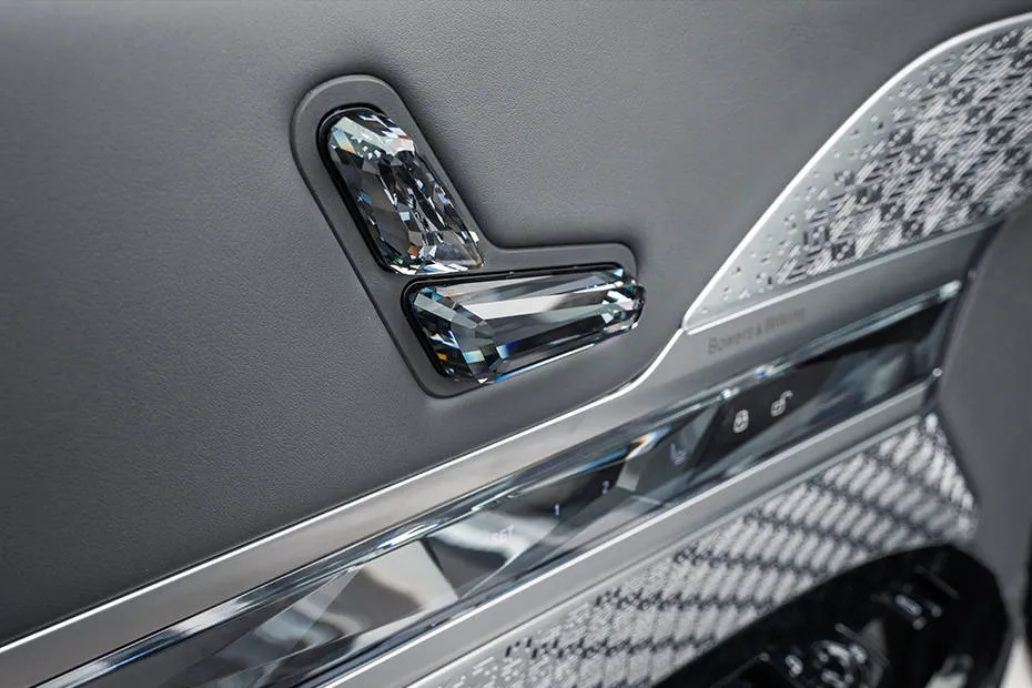 BMW i7 Seat Adjustment Controls