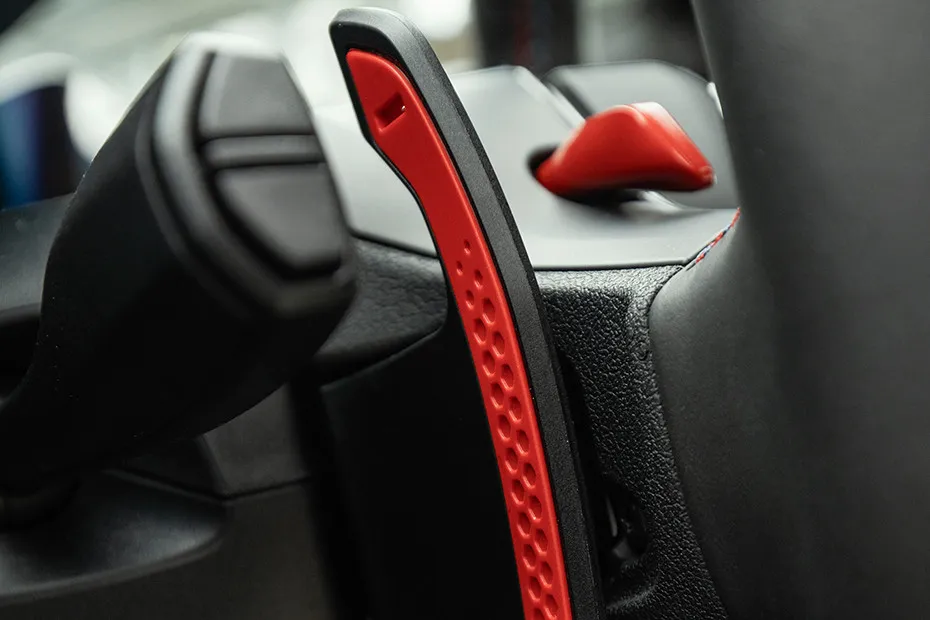 BMW M4 Interior Image