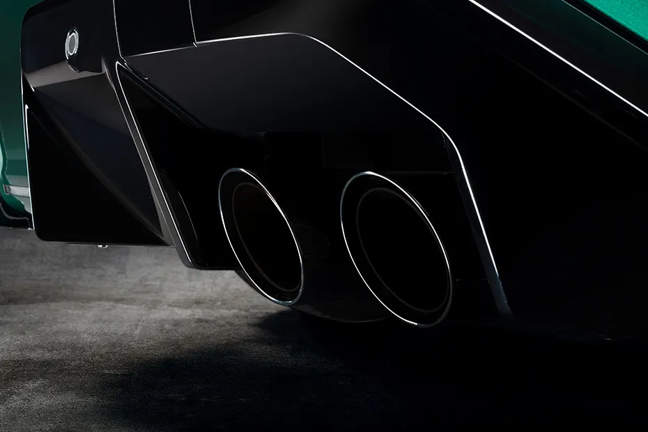 BMW M5 2025 Exhaust Pipe