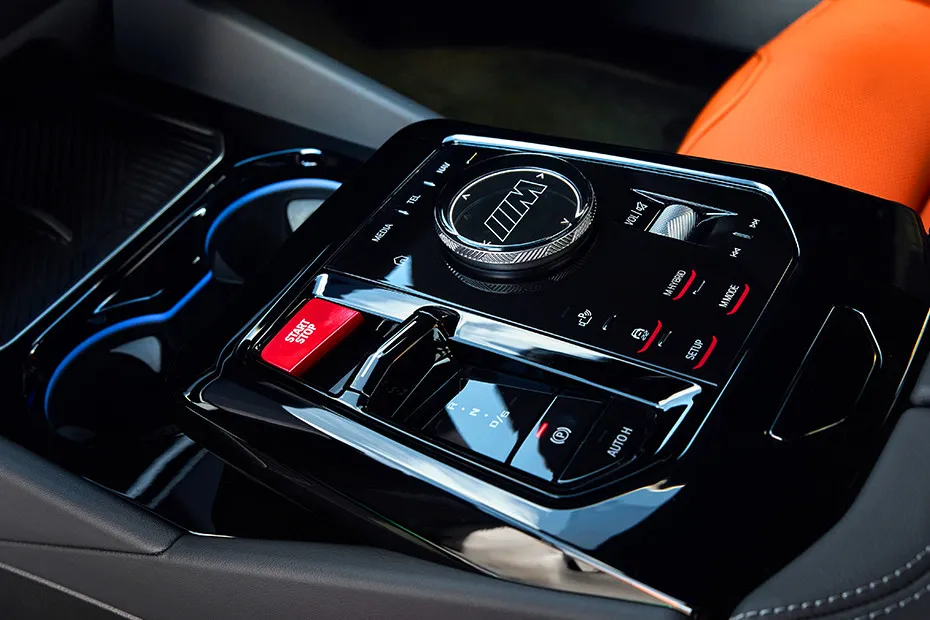 BMW M5 2025 Gear Shifter