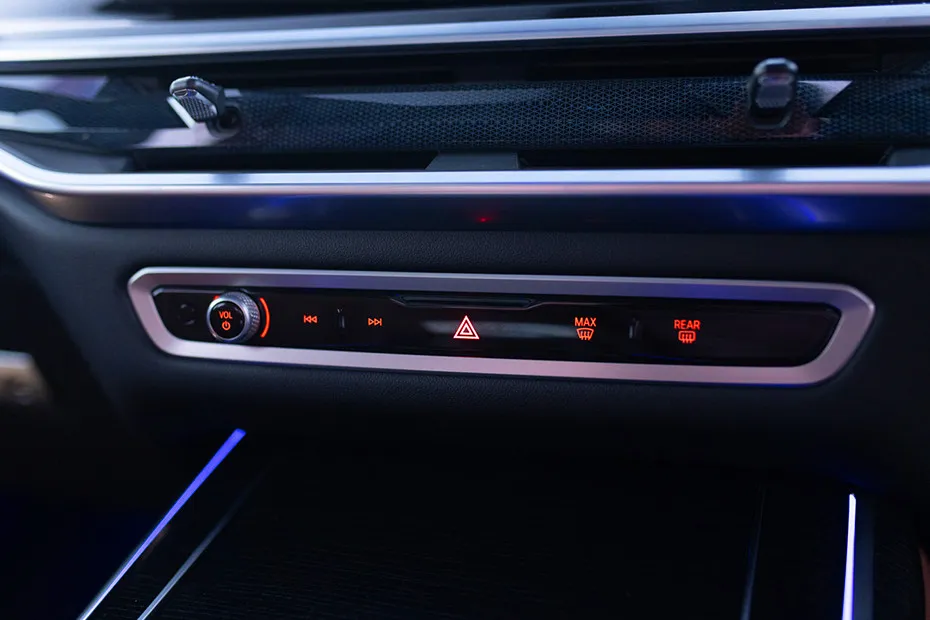 BMW X7 AC Controls